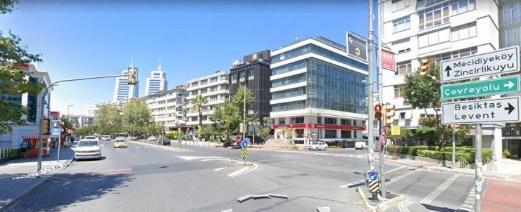 Bir Hayalim Var.. Gayrettepe Yıldız Posta Cd nin Yenilendiğini Düşlüyorum.